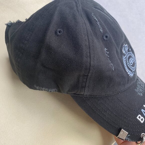 Balenciaga Distressed Baseball Cap - Picture 4 of 9